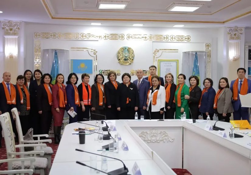 photo_5287646775298690633_y